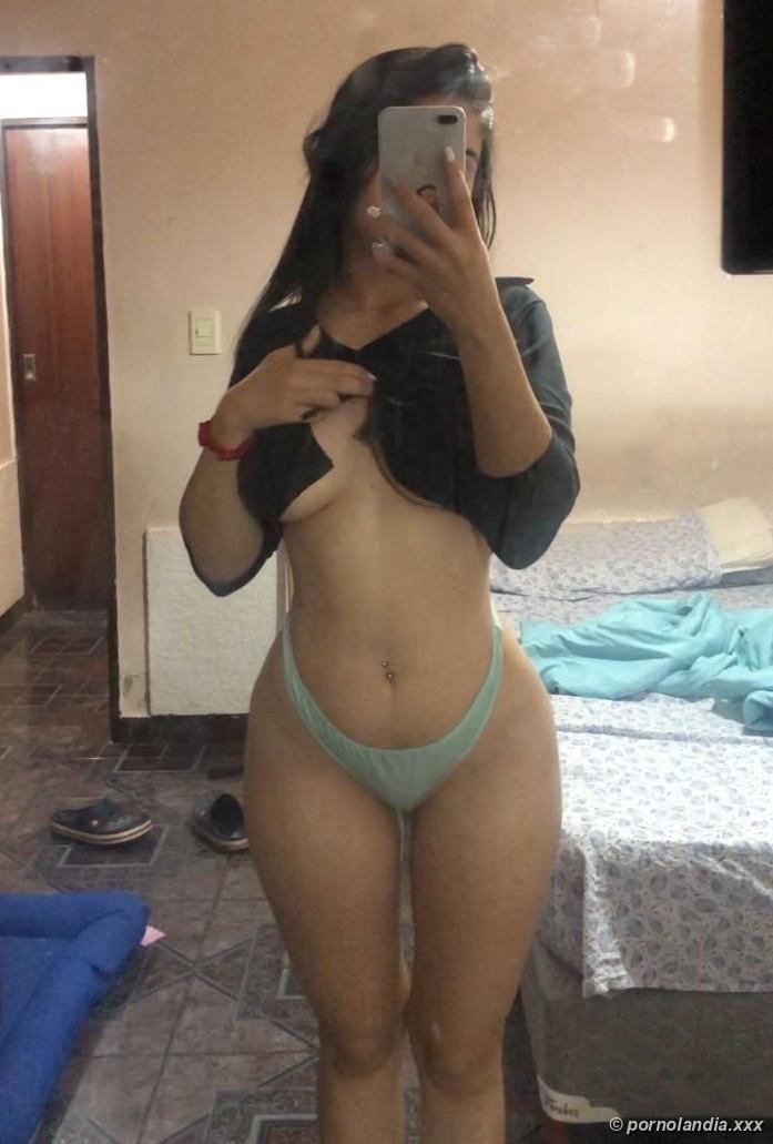 Aparecieron en internet fotos de una amateur desnuda - Foto 246840