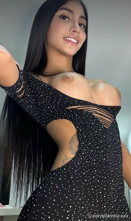 Fotos de travestis desnudas mostrando los pechos y la polla - Foto 245928