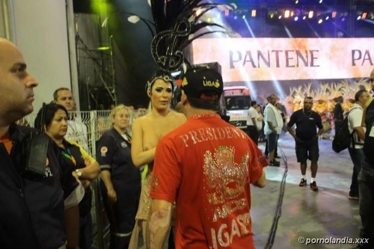 JULIANA ISEN SE QUITA LA ROPA EN PROTESTA EN ANHEMBI - Foto 172963