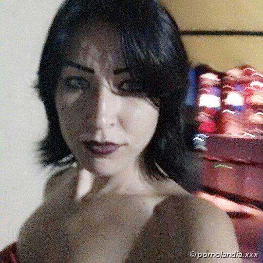 LIA HONORADA - Foto 77290
