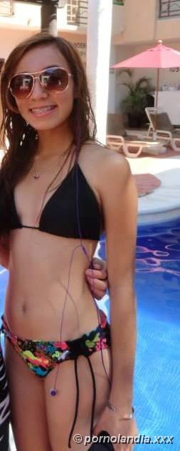 Delicia de 19 años cayó en fotos quejándose - Foto 56739