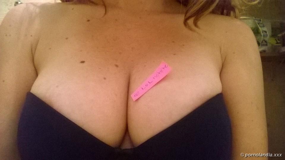 Muy Caliente Minas Gerais envió desnudos de sus pechos a LOL - Foto 21401