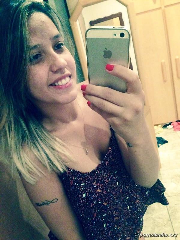 Andressa Tetona Se Tomó Fotos Desnuda Con Su Iphone Cayó En Línea - Foto 20049