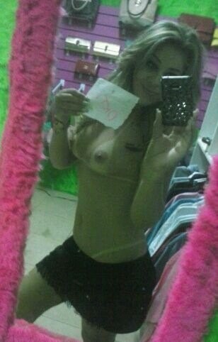 Rubia traviesa Dulvi de Campo Grande le encanta lucirse y se encontró en internet - Foto 6856