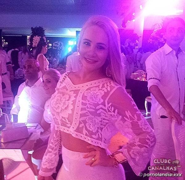 Anita Loirinha Vacilou cayó desnuda en la red - Foto 25169