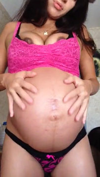 Caliente embarazada grabó desnudos
