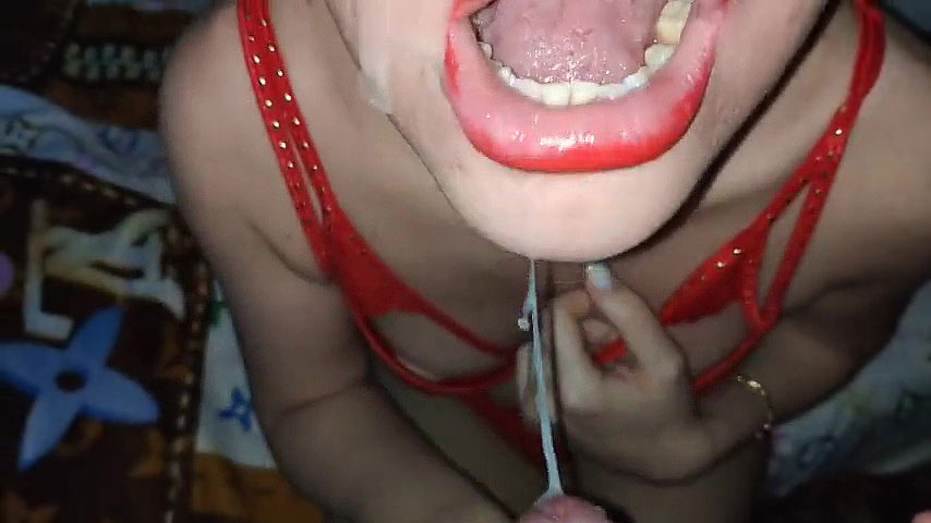 Corridas en la boca de la esposa