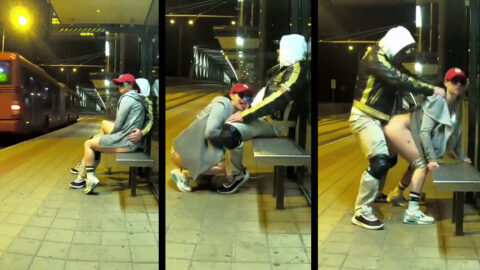 Sexo en público en la parada de autobús