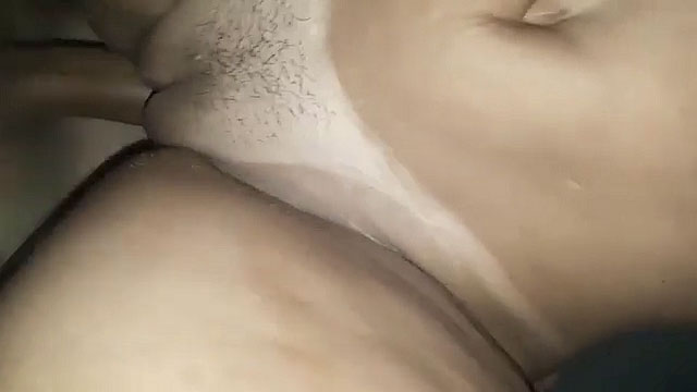 ¡Deliciosa chica blanca jodidamente caliente!