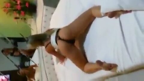 4 putas rubias grabando videos en Motel.01