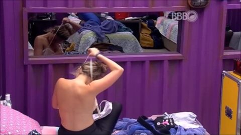 Ana Paula De BBB16 Pagando Pechos Desnudos