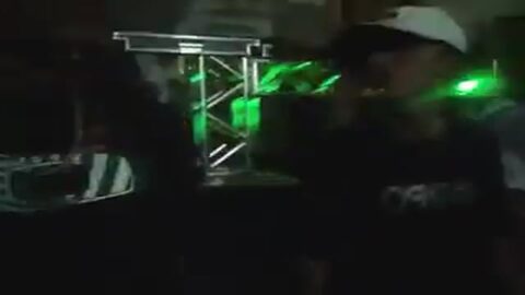 El show de funk en Brasil es así solo travieso