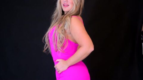 Isis Gomes haciendo ensayo