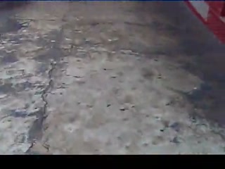 Joven prostituta hace una mamada y recibe semen en la boca sin condón filmada a escondidas