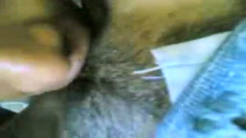 Jovencita follando y volviendo los ojos de lujuria