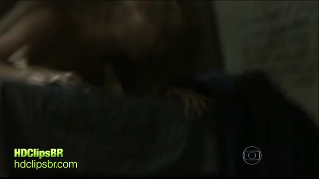 Karen Junqueira teniendo sexo con Cauã Reymond en el cazador