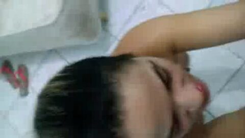 Lleno la cara de nanda con semen video amateur