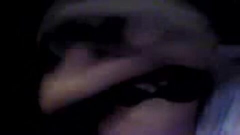 Mi Prima Joven presumiendo en la webcam