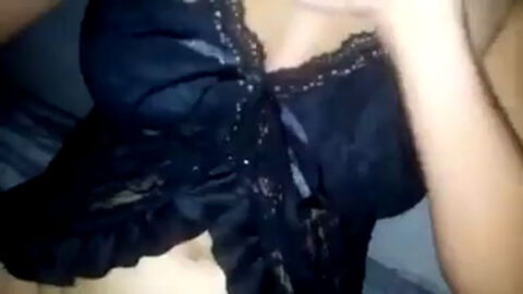 Mi jovencita desnuda y caliente