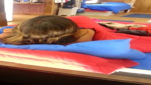 Nicole Bahls filmada desnuda desnuda en un reality show