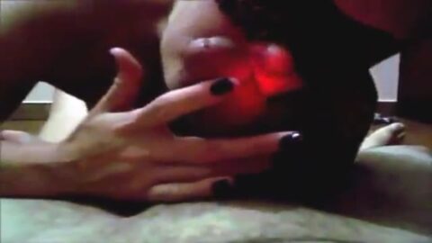 Raquel tomando leche