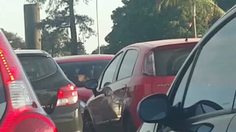 Sexo en el parking del colegio CEUB