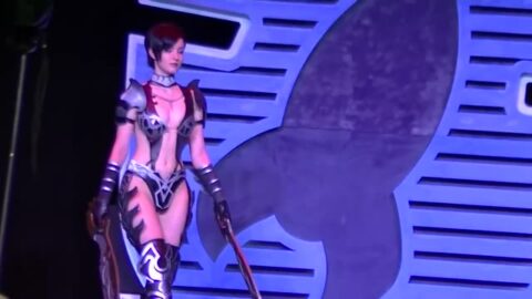 Starcon 2015 - Un cosplay de Ruby Onyx Sophikum.