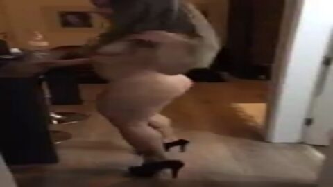 Video con las piernas abiertas cabrones