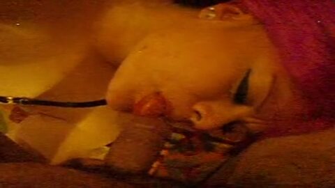 una rica mamada a un desconocido - Latina chupando verga a desconocido