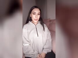 Busty TikTok Thot