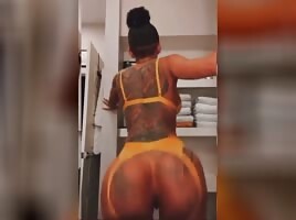 Big booty tatted up ass clap